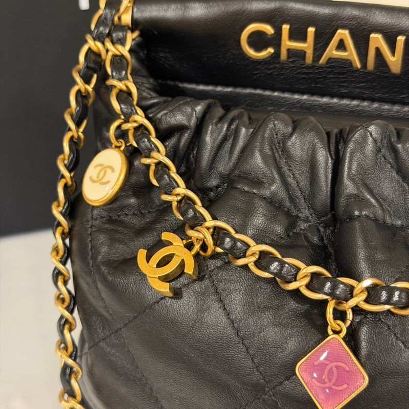 #專櫃近20萬 #99新閒置 香奈兒23p小福袋22bag寶石糖果吊墜❤️🔥-25