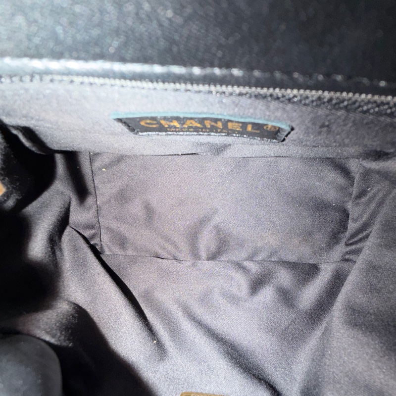 #專櫃近20萬 #99新閒置 香奈兒23p小福袋22bag寶石糖果吊墜❤️🔥-27