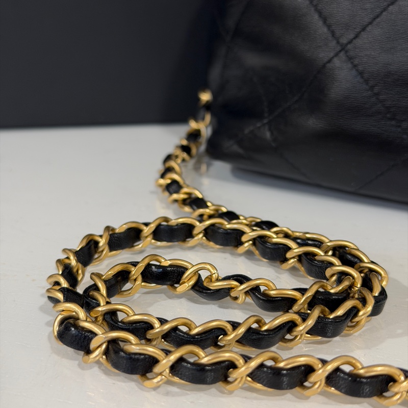 #專櫃近20萬 #99新閒置 香奈兒23p小福袋22bag寶石糖果吊墜❤️🔥-30