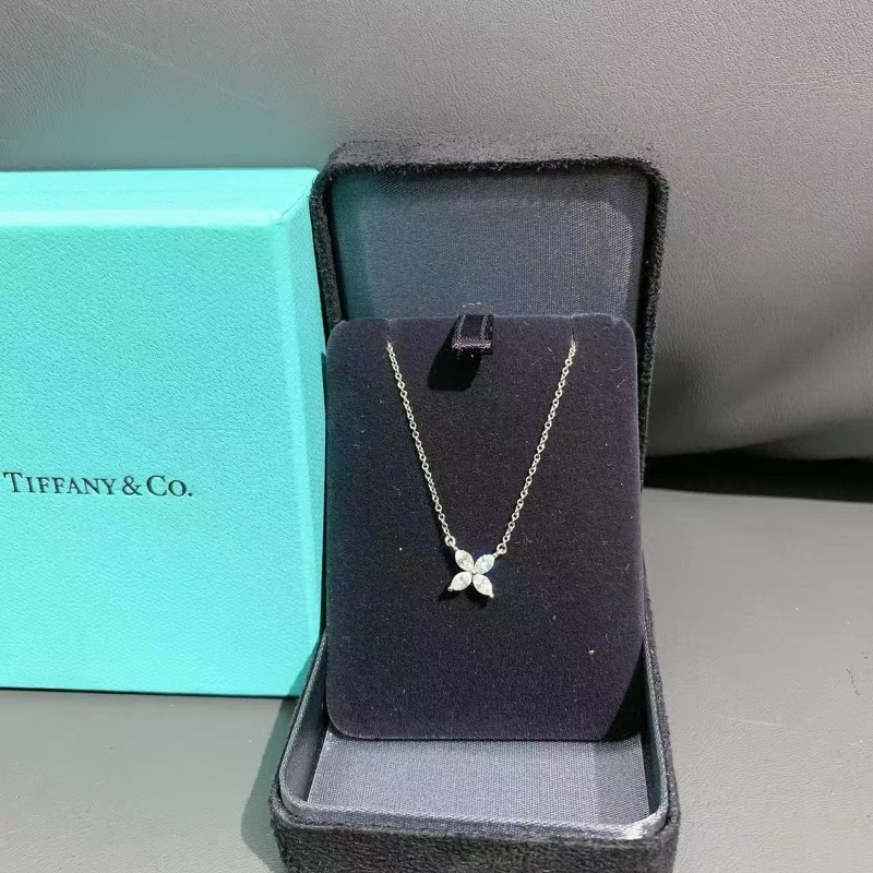 Tiffany白金Victoria系列花簇四葉草項鍊小號-1