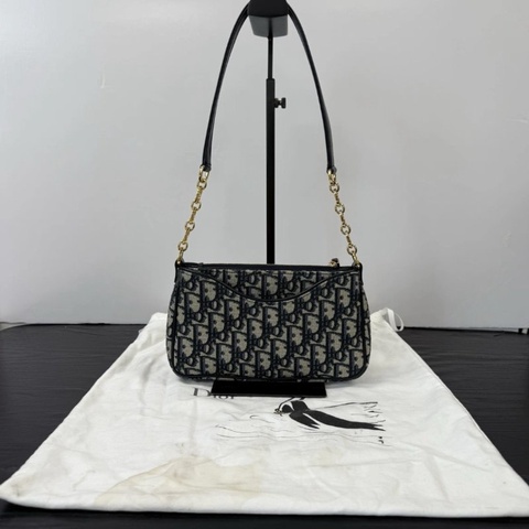 DIOR 老花琺瑯CD字母三合一腋下肩背斜背包 21*13*5 99新配件塵袋