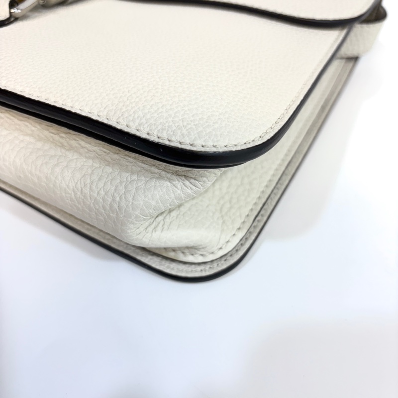 GUCCI牛皮白色插釦下蓋側背包362971-20