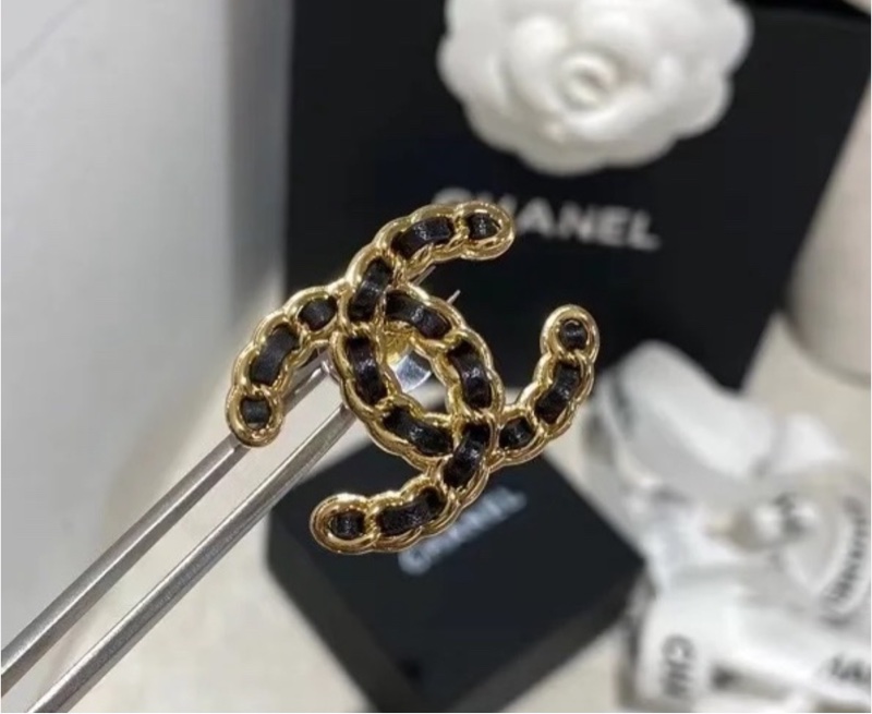真品 CHANEL 24K 大雙C 經典 皮穿鍊 耳環 耳針 金色 3cm ABD671香奈兒-5