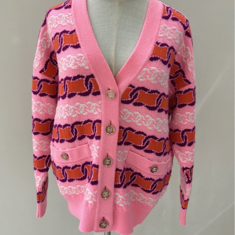 CHANEL 23B 粉色羊絨針織開衫 36碼-0