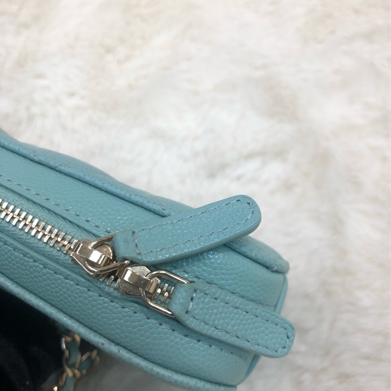 Chanel 湖水綠手機袋 XB883-8