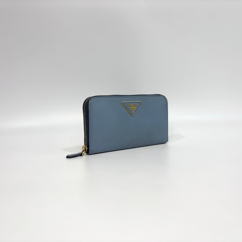 prada天藍色八卡ㄇ拉長夾-2