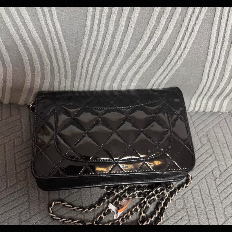 Chanel 漆皮WOC-1