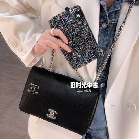 全新大全配🈶️購證❤️ 香奈兒 #黑銀 #cf #方胖子 牛皮 #子母包