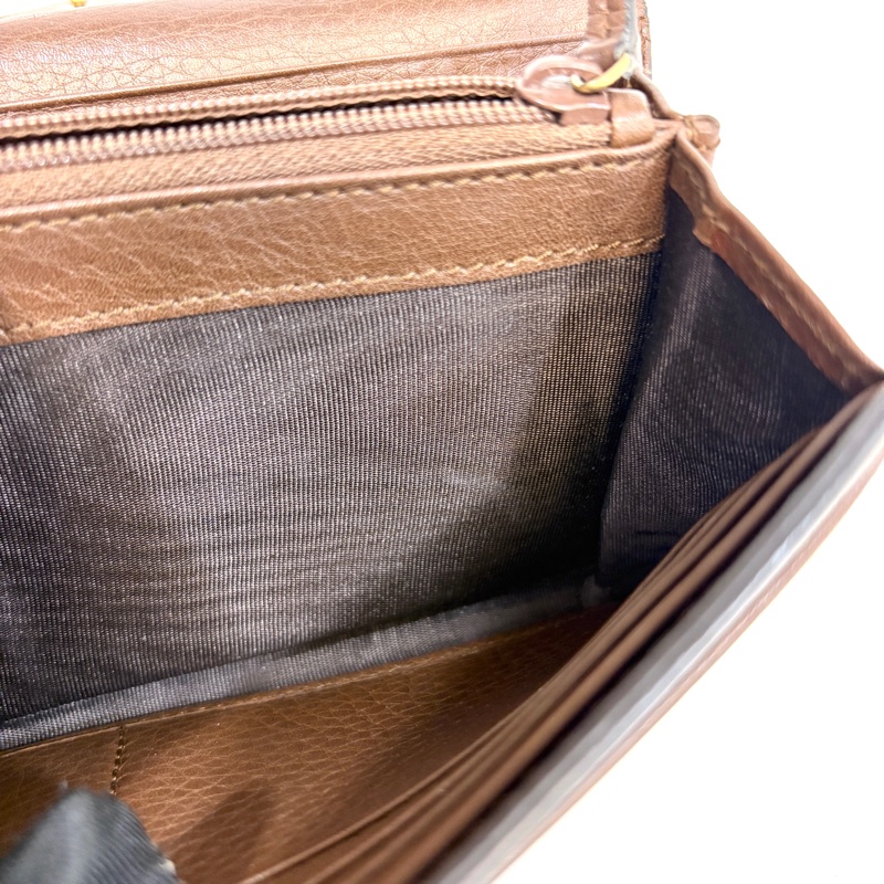 Gucci咖啡色牛皮GG logo下蓋釦式長夾400586-26