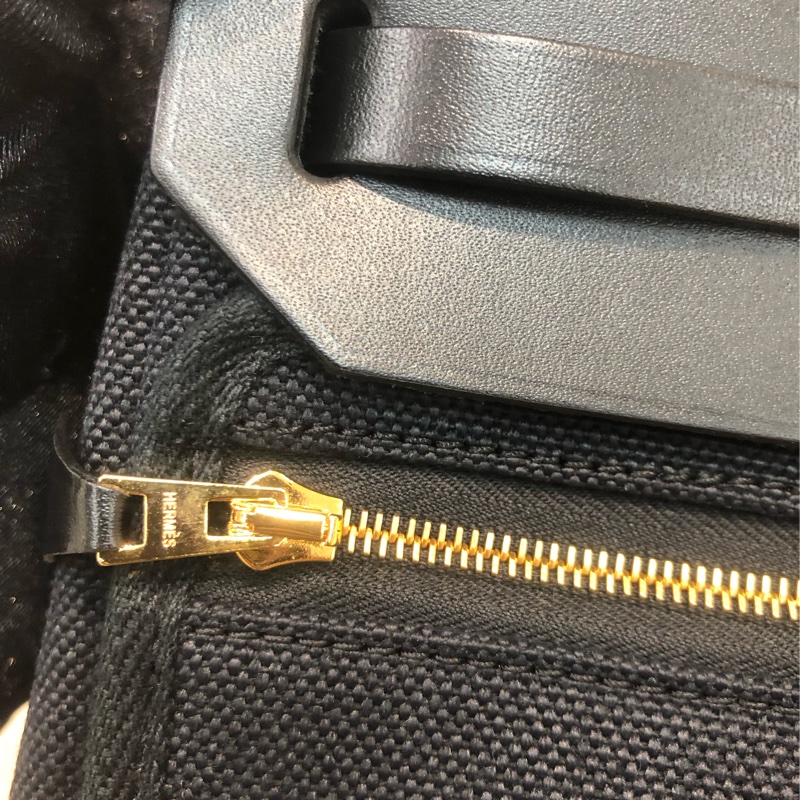 Hermes 黑色金扣Mini Herbag XB889-14