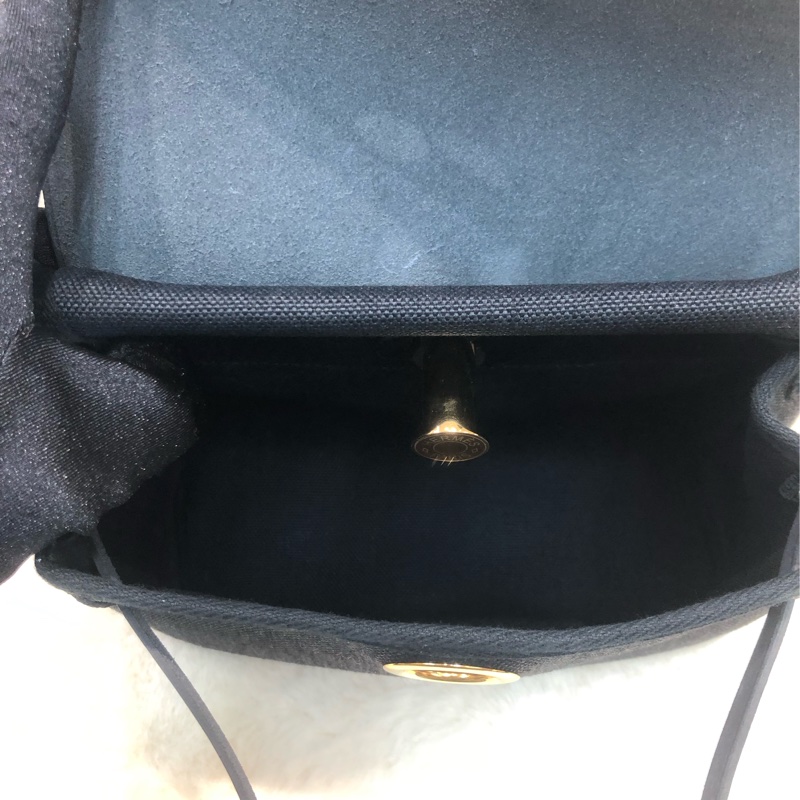 Hermes 黑色金扣Mini Herbag XB889-17