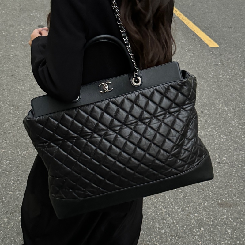 （極新 超稀有⏰） Chanel 皺紋牛皮 大飛機包 專櫃35萬！-6