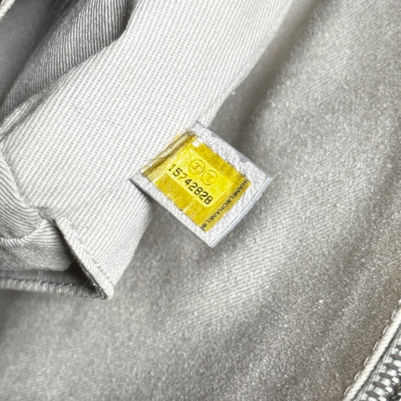 （極新 超稀有⏰） Chanel 皺紋牛皮 大飛機包 專櫃35萬！-18