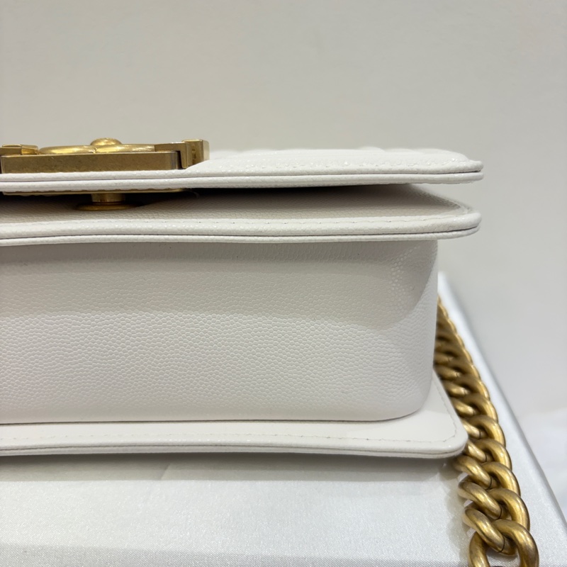 Chanel Boy20白荔枝牛皮手把款-5