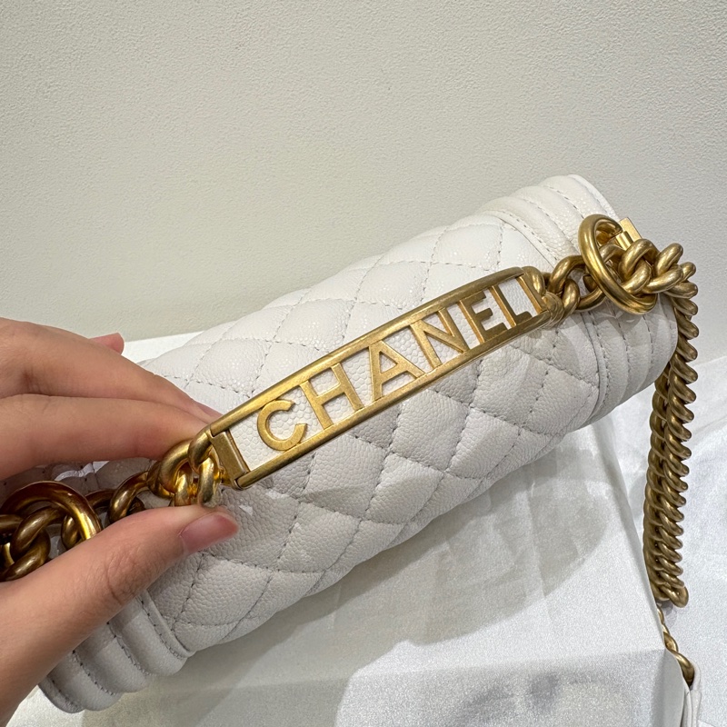 Chanel Boy20白荔枝牛皮手把款-7