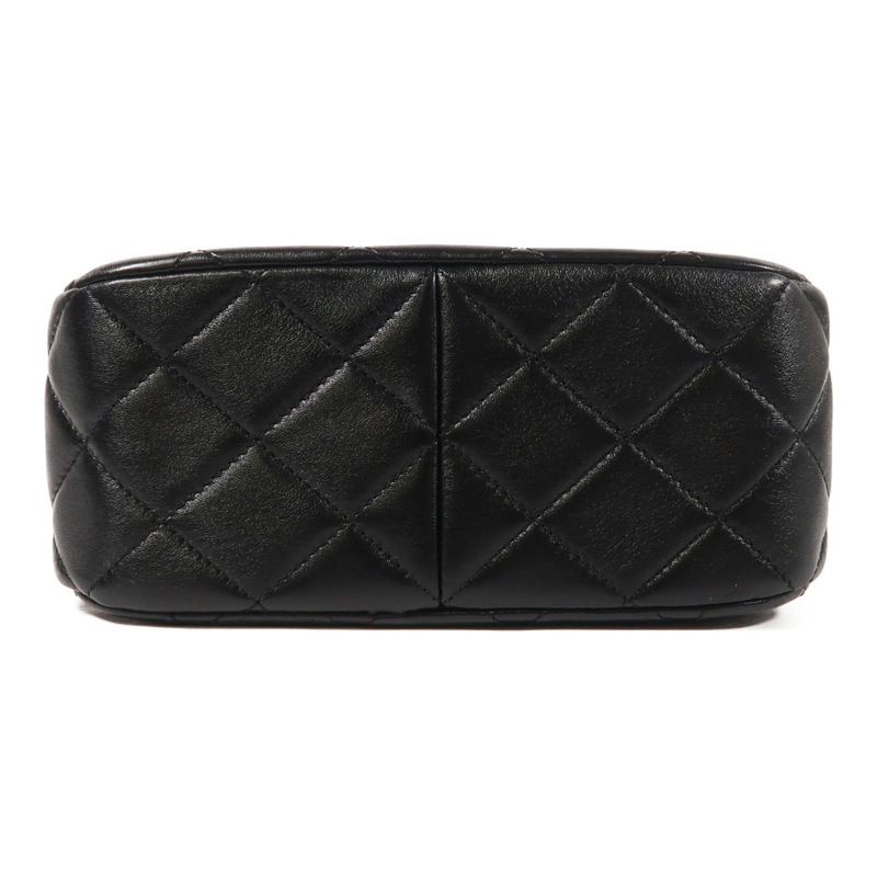 CHANEL 牛皮皮革Hobo Bag金扣鏈帶肩背袋-3