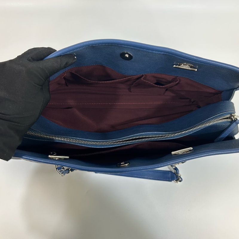 CHANEL藍色牛皮銀釦磁吸釦托特鏈條包 A66806-7