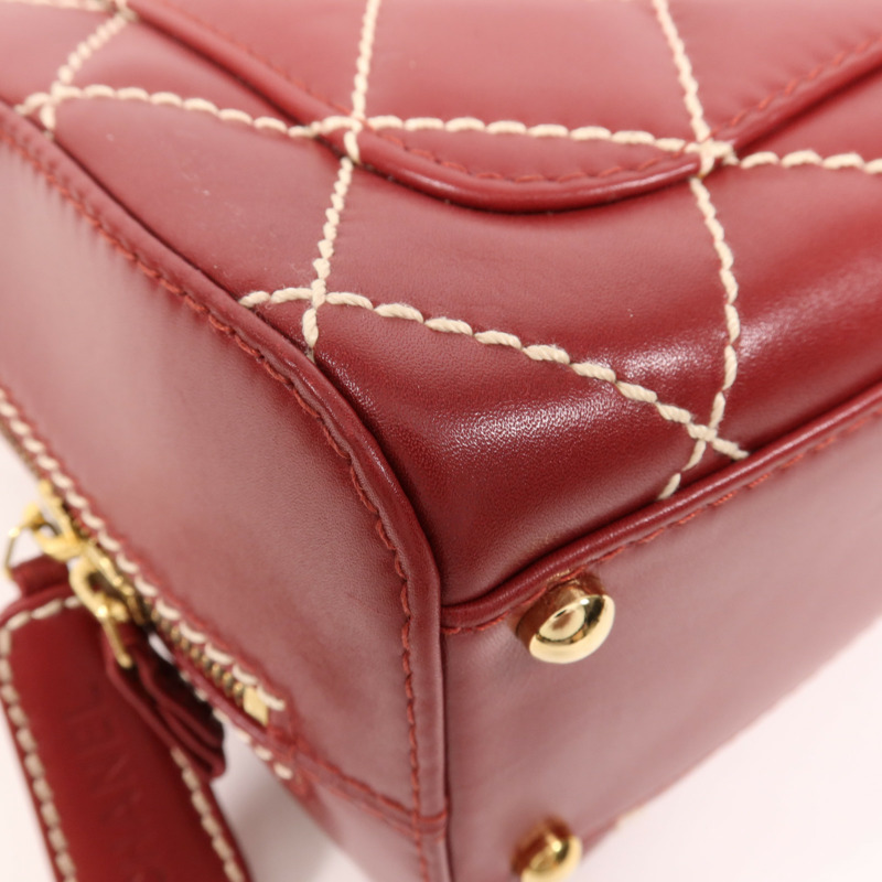 CHANEL 牛皮皮革Handbag金扣手挽袋-13