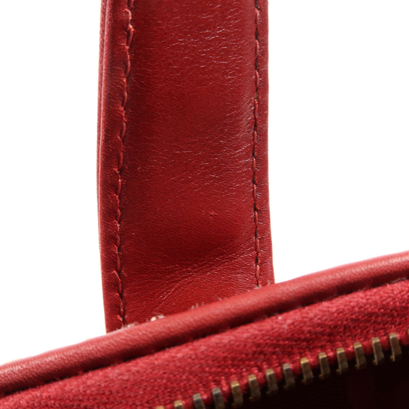 CHANEL 牛皮皮革Handbag金扣手挽袋-14