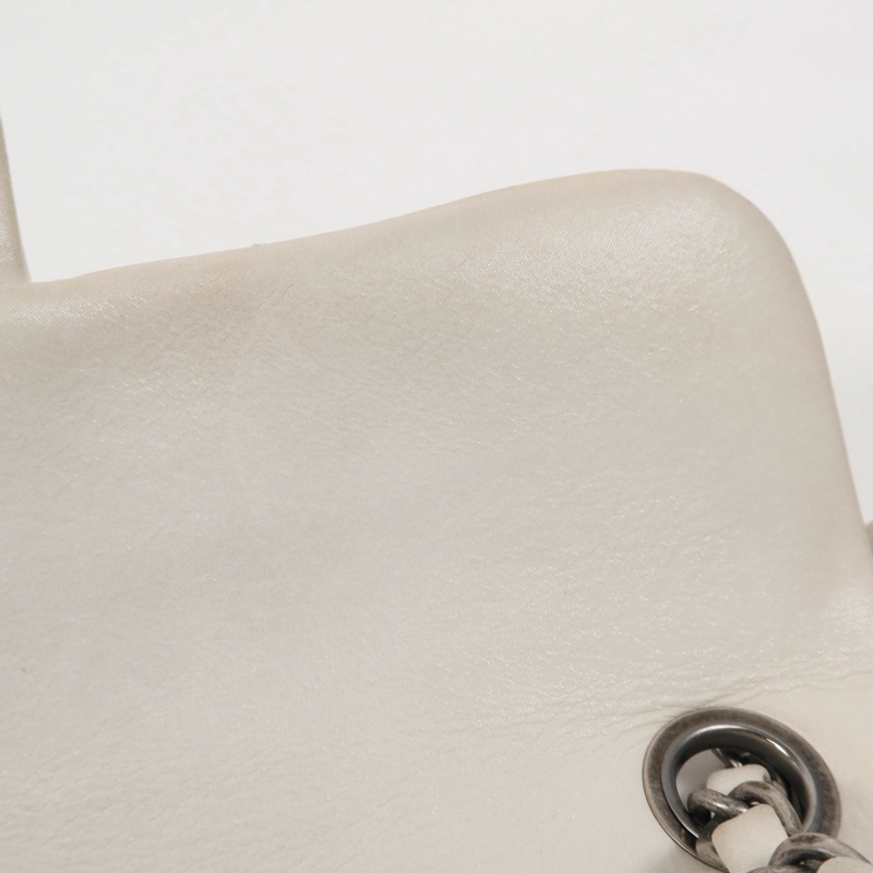 CHANEL 牛皮皮革Chain Shoulder銀扣鏈帶肩背袋-12