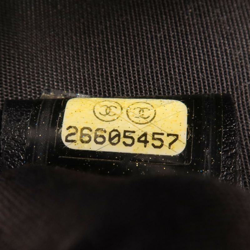 CHANEL 牛皮皮革Filigree Round Bag金扣鏈帶肩背袋-6