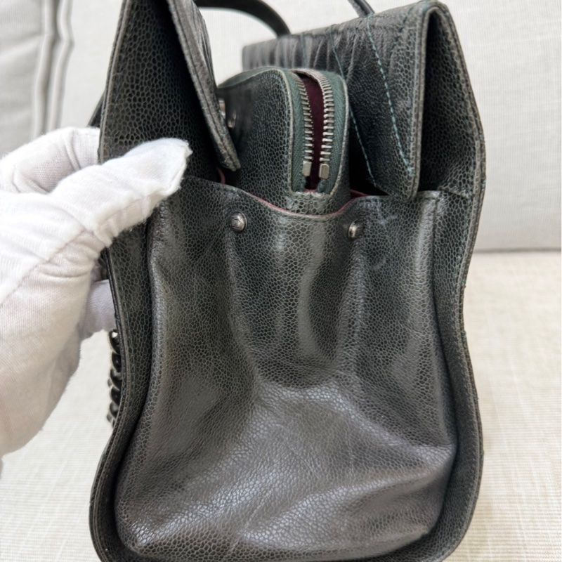 Chanel 黑綠色 荔枝紋牛皮 外縫線 購物袋-60