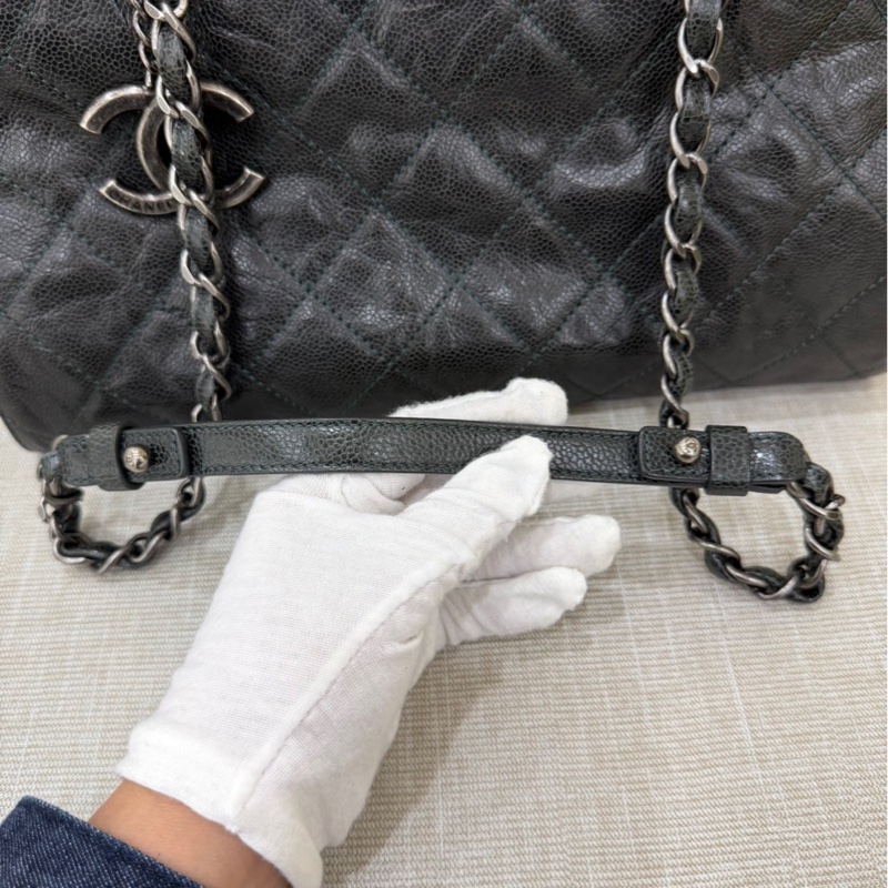 Chanel 黑綠色 荔枝紋牛皮 外縫線 購物袋-79