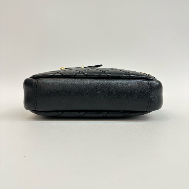 Chanel/香奈兒黑金牛皮相機包26開-5