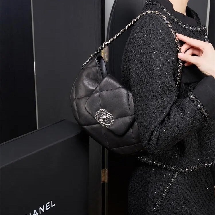 Chane1 24C 19hobo半 月包 腋下包#芯片款#-3