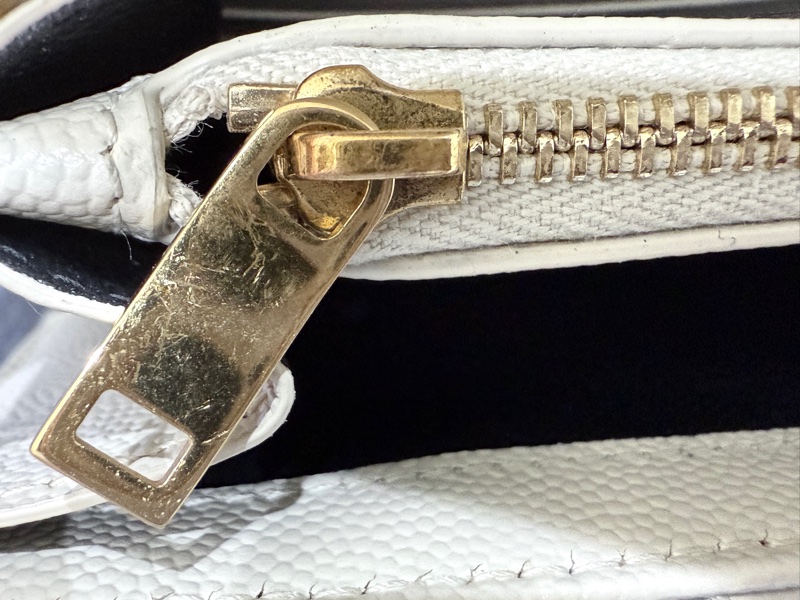 YSL 白金配色信封包中號(22cm),少用狀態極新-15