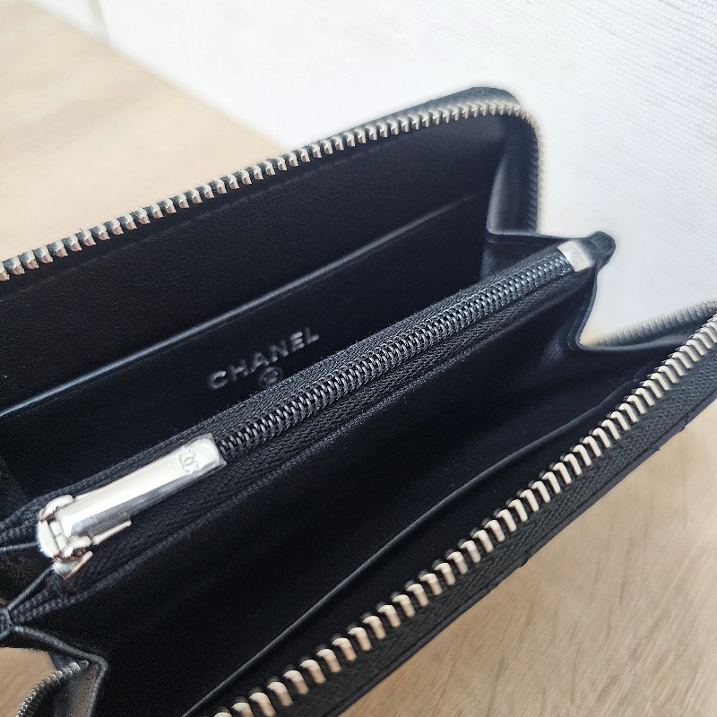 [極新美品現貨不用等❣️] Chanel黑菱格銀釦星水鑽雙C拉鏈零錢卡包-12