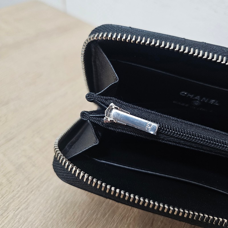 [極新美品現貨不用等❣️] Chanel黑菱格銀釦星水鑽雙C拉鏈零錢卡包-13