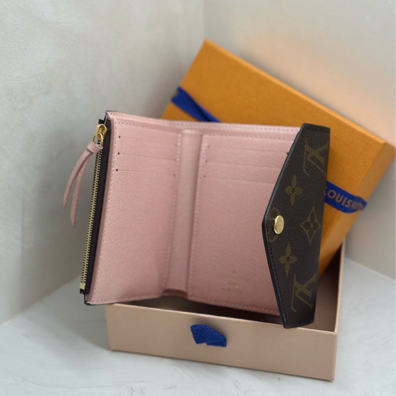 LOUIS VUITTON LV VICTORINE 經典老花信封式三摺短夾 櫻花粉-1