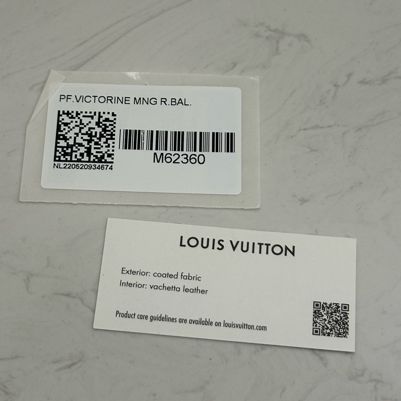 LOUIS VUITTON LV VICTORINE 經典老花信封式三摺短夾 櫻花粉-17