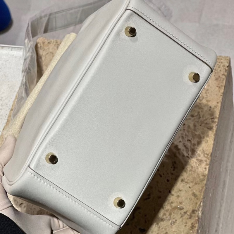 Hermes愛馬仕 mini lindy 80 珍珠灰 金扣 swift皮 y刻-5