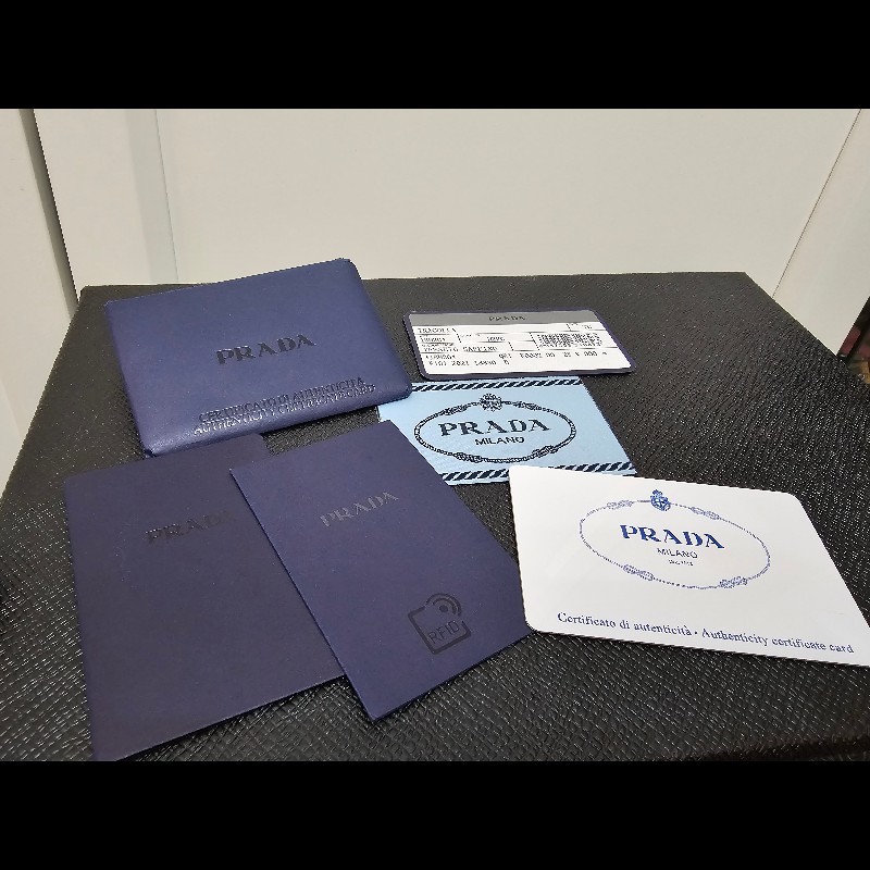 ＜日本購入＞Prada 三合一 Prada Re-Edition 2005 再生尼龍銀扣肩背兩用袋-11