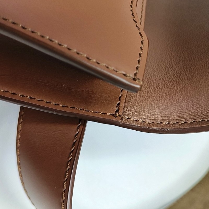 BURBERRY TB 迷你 棕色牛皮腰包腰包/胸包 金色五金-10