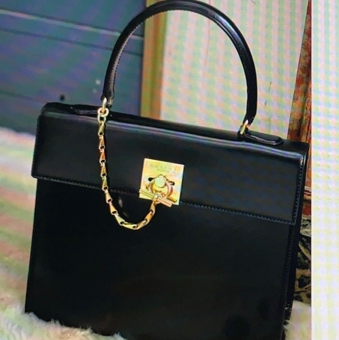 old Celine Toggle clasp chain handbag Vintage 稀有絕版黑金練凱莉經典手提包-8