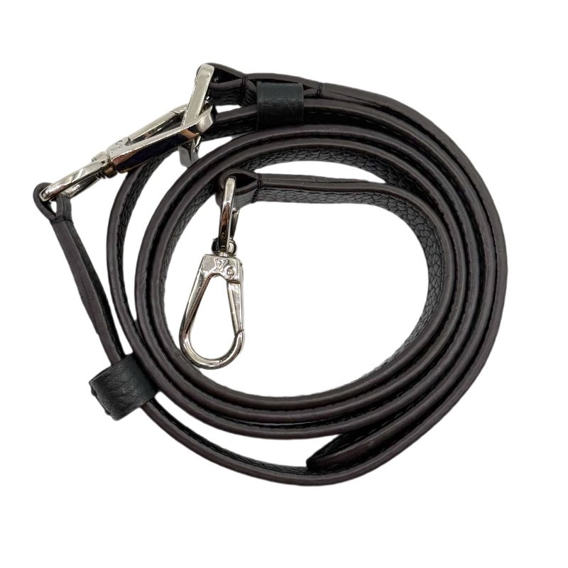 ［2415］路易威登 Louis Vuitton Capucines 黑色 牛皮 中號-14