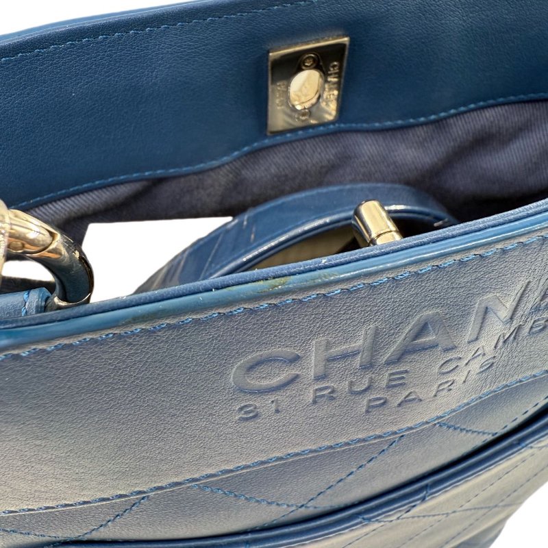 ［2246］香奈兒 Chanel Hippie 水桶包 深藍色 小牛皮 中號-17