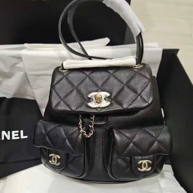 全新大全配帶膜🈶️購證❤️ #香奈兒 #黑金 牛皮 #青蛙包 #duma #雙肩包-6