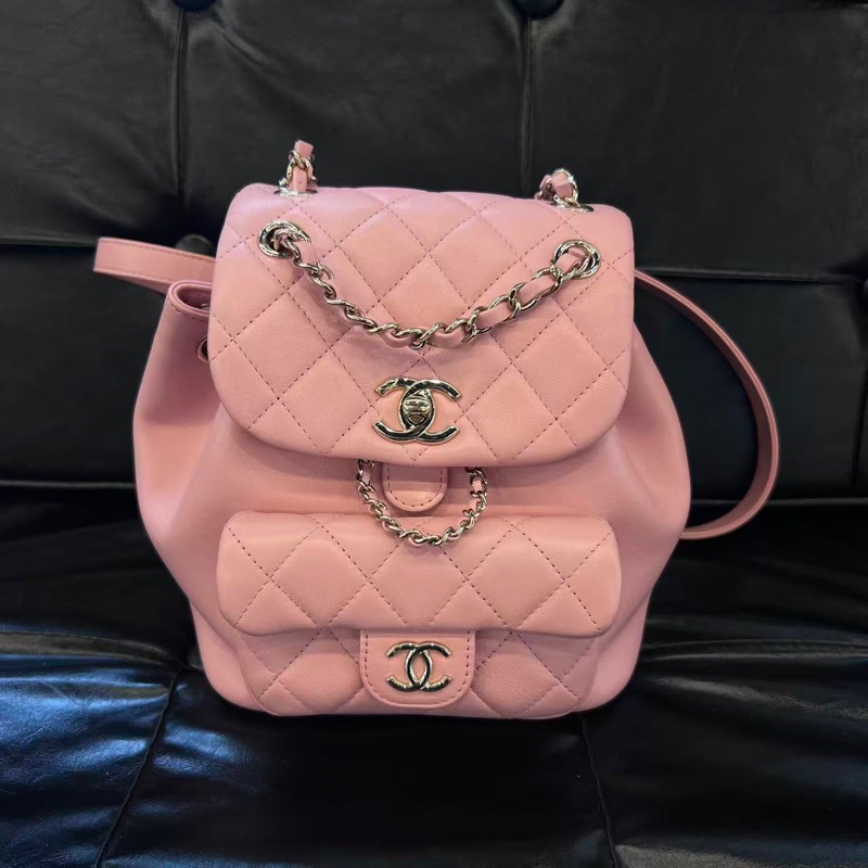 全新大全配🈶️25年購證❤️#香奈兒 #櫻花粉 牛皮 #乾燥玫瑰粉 #duma #雙肩包-2