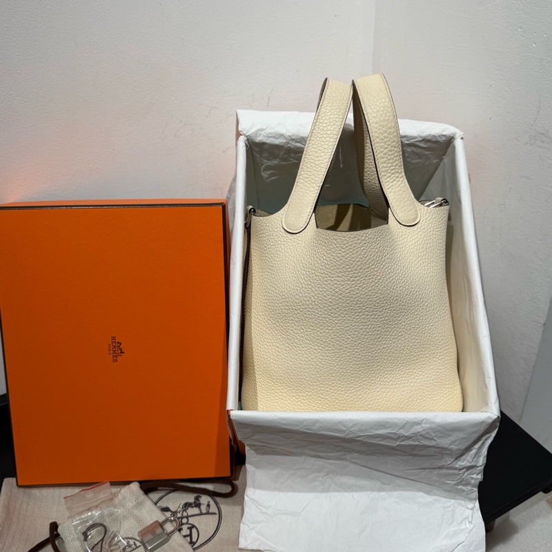 全新大全配🈶️22年購證❤️ 愛馬仕 #奶油白 #銀扣 #菜籃子18 #picotin-9