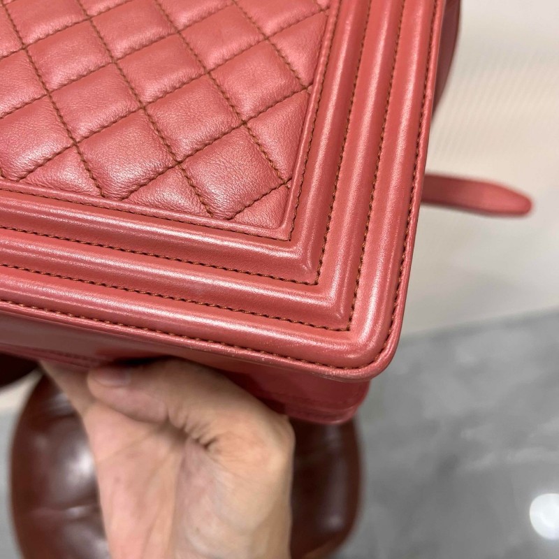 CHANEL 香奈兒 Leboy 中號 粉色金釦牛皮肩背包斜背包-13