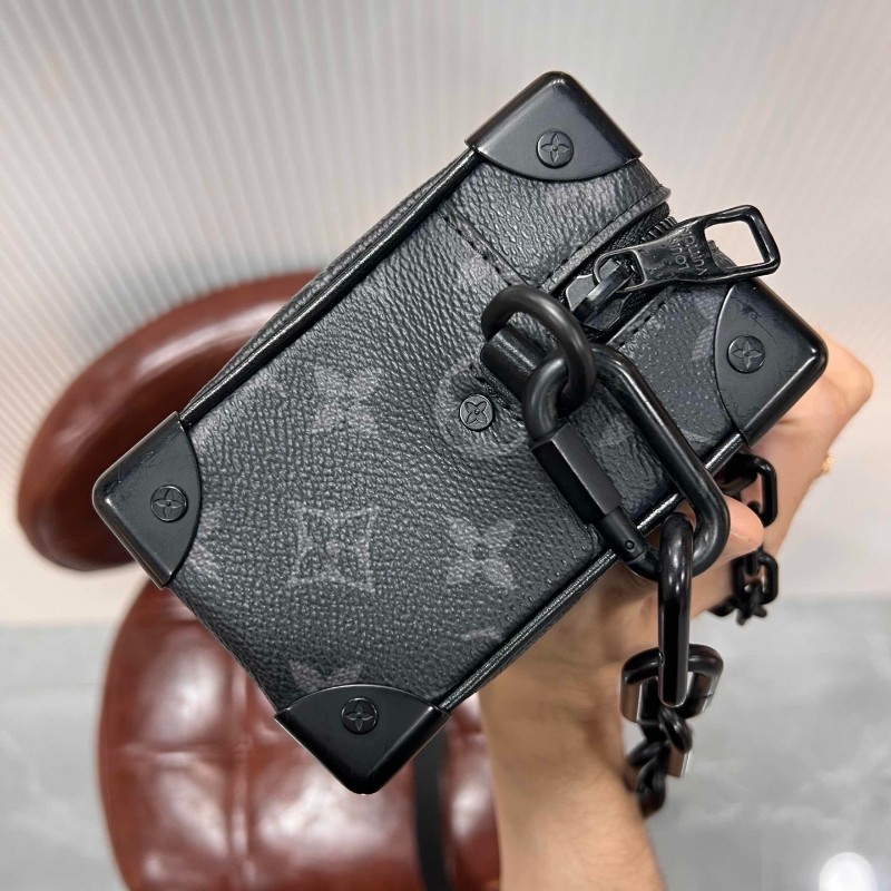 LV Soft trunk 最熱門的小號黑武士黑花軟盒子鏈條包斜背包肩背包-9