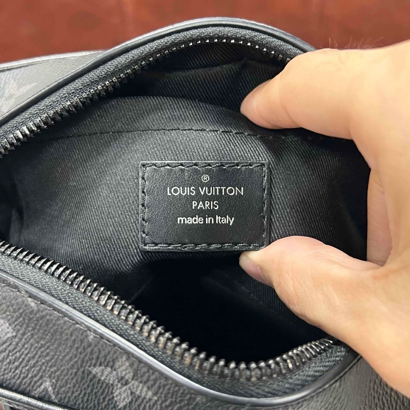 LV Soft trunk 最熱門的小號黑武士黑花軟盒子鏈條包斜背包肩背包-25