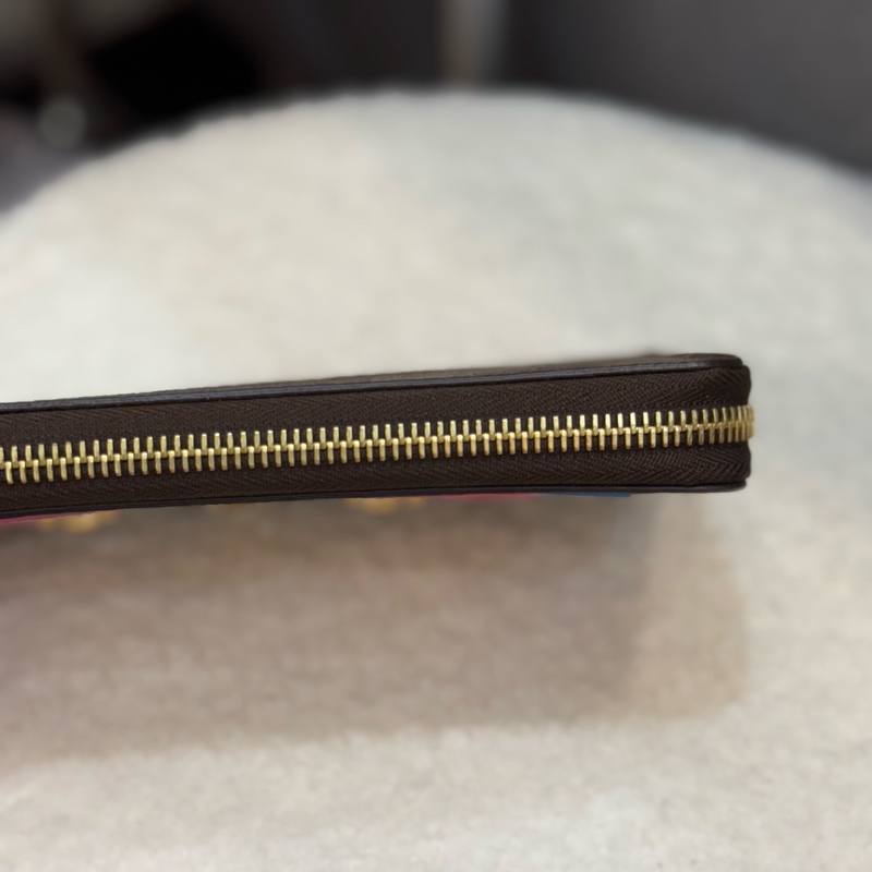 （情人節限量款 💗）Lv愛情鳥老花拉鍊長夾-5