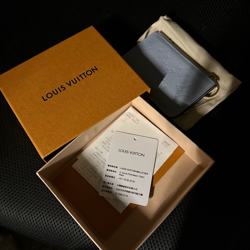 Lv Romy系列寶寶藍卡夾零錢包、短夾-13