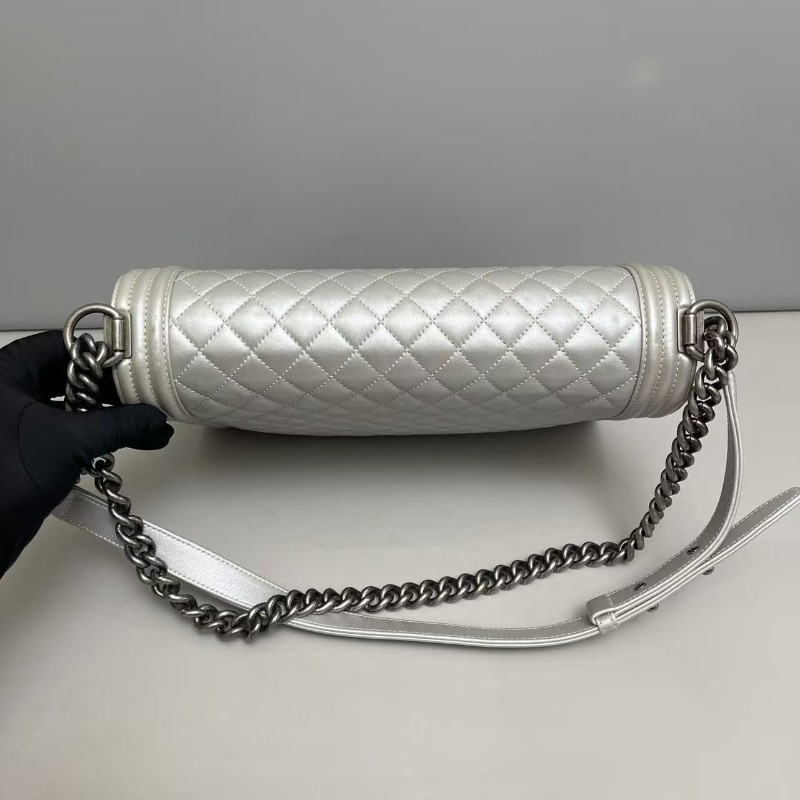 Chanel香奈兒 leboy大號 銀灰色牛皮菱格包 肩背包斜背包-2