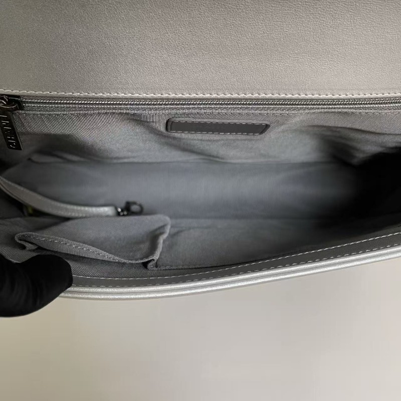 Chanel香奈兒 leboy大號 銀灰色牛皮菱格包 肩背包斜背包-8